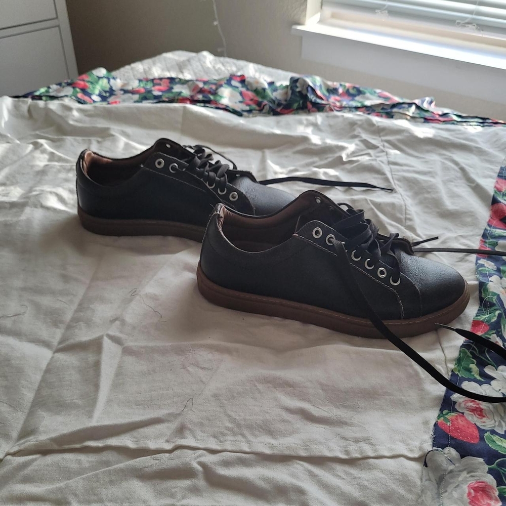 Thursday Boot Co Leather Low Tops - Picture 4 of 8